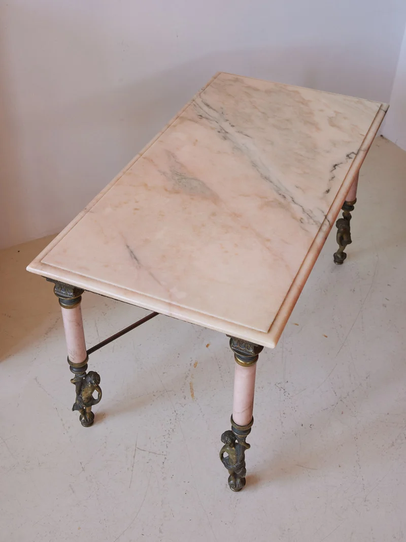 Marie-Pierre, la table basse en marbre rose N°89