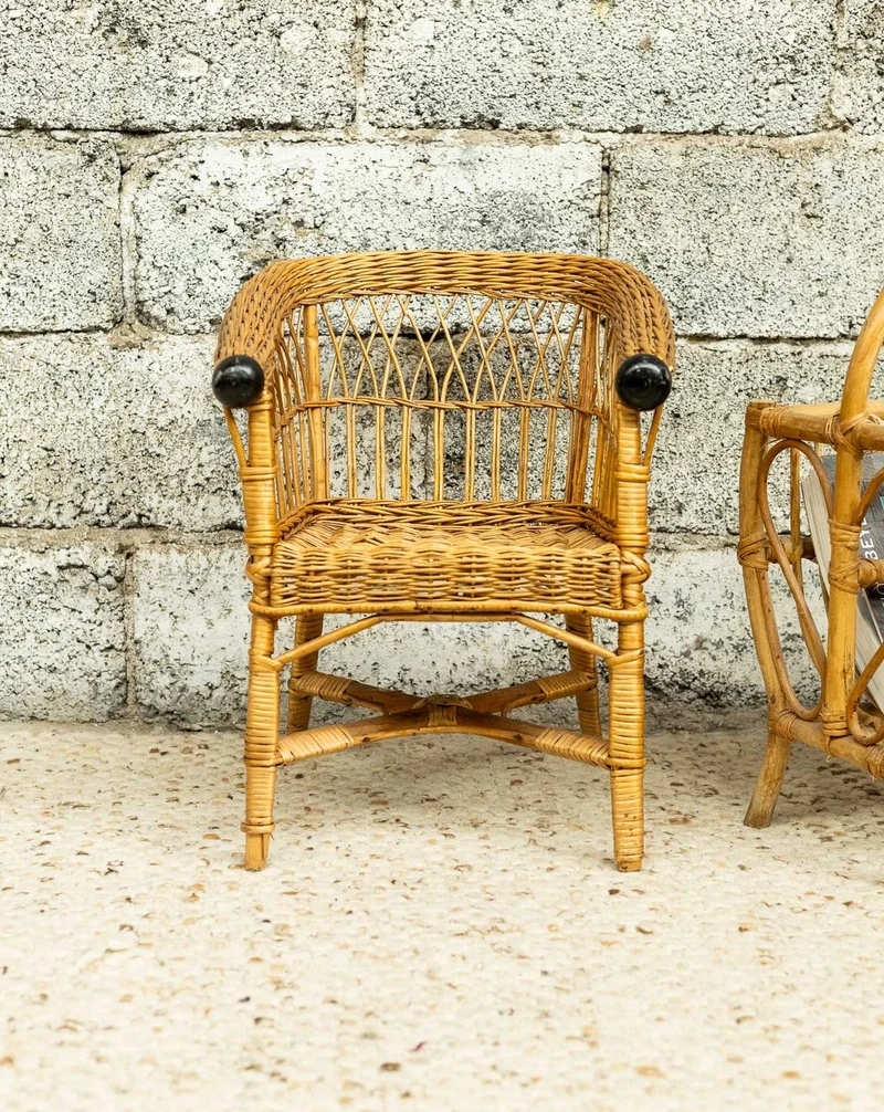 Ernestine, la chaise pour enfant en rotin N°1319