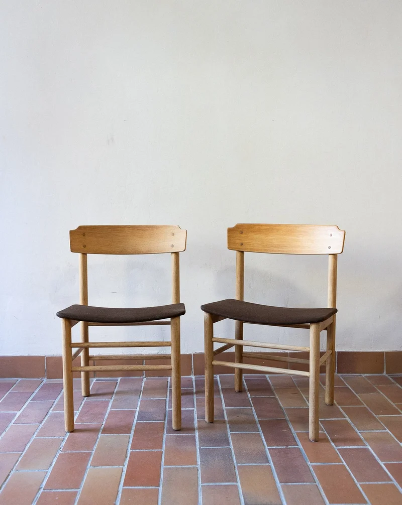 Alma, la paire de chaises Magnus Olesen N°1796