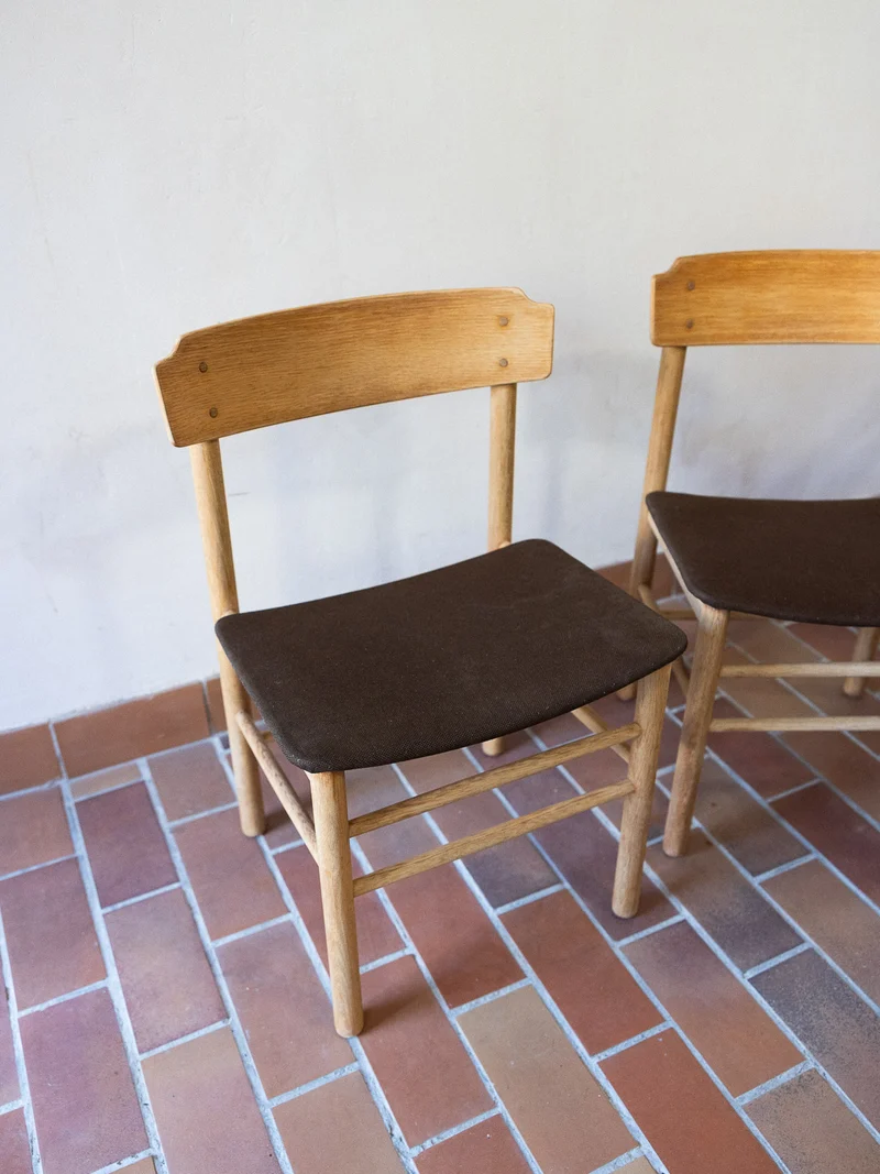 Alma, la paire de chaises Magnus Olesen N°1796