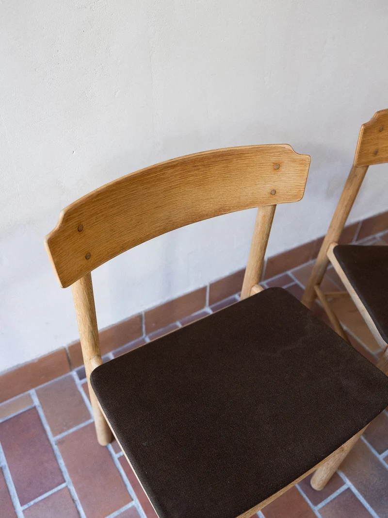 Alma, la paire de chaises Magnus Olesen N°1796