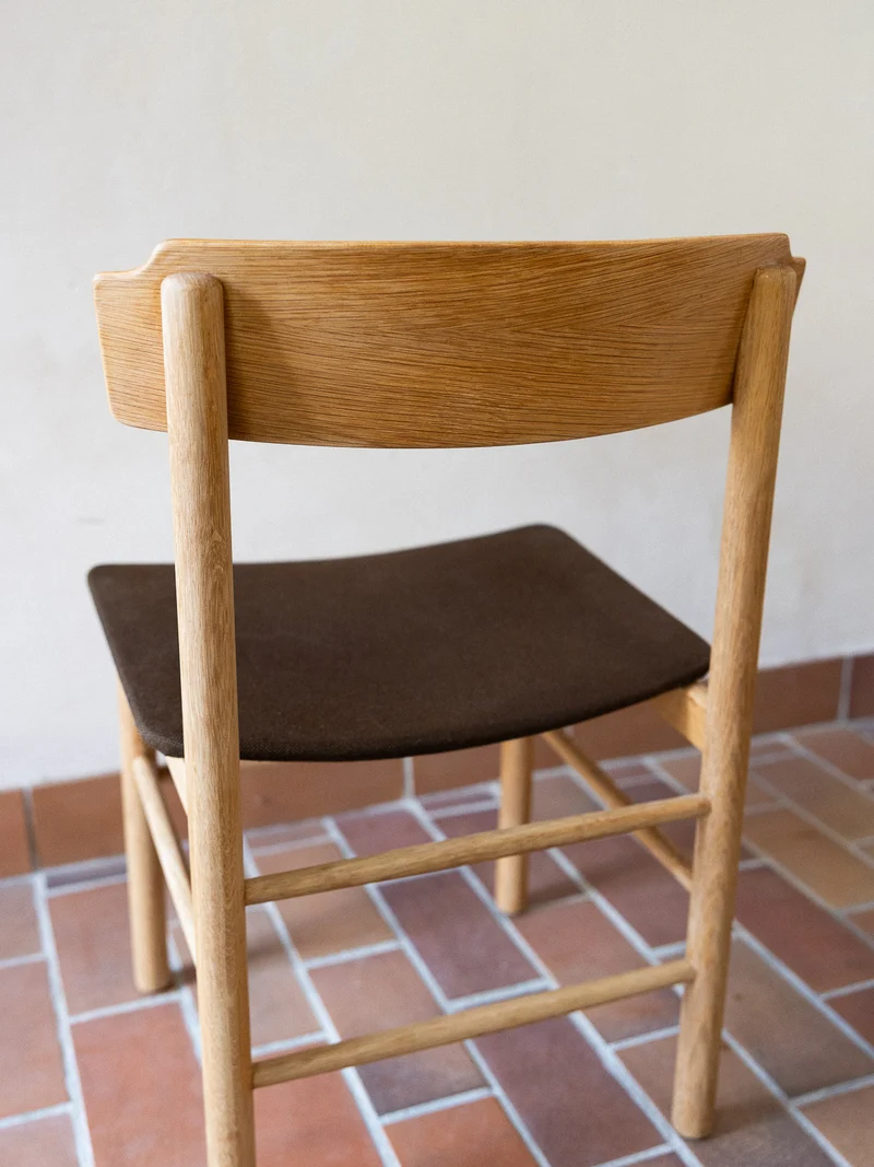 Alma, la paire de chaises Magnus Olesen N°1796