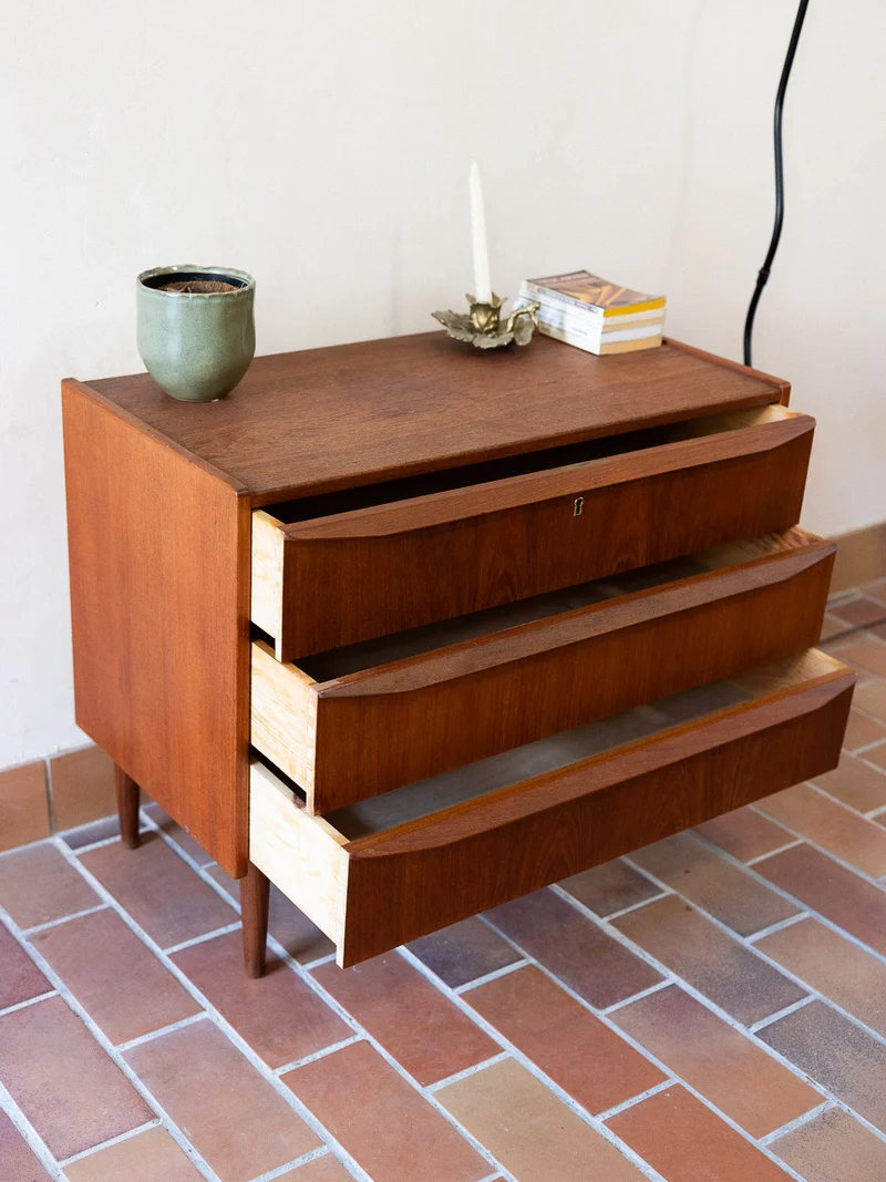 Olga, la commode contemporaine en bois N°1057