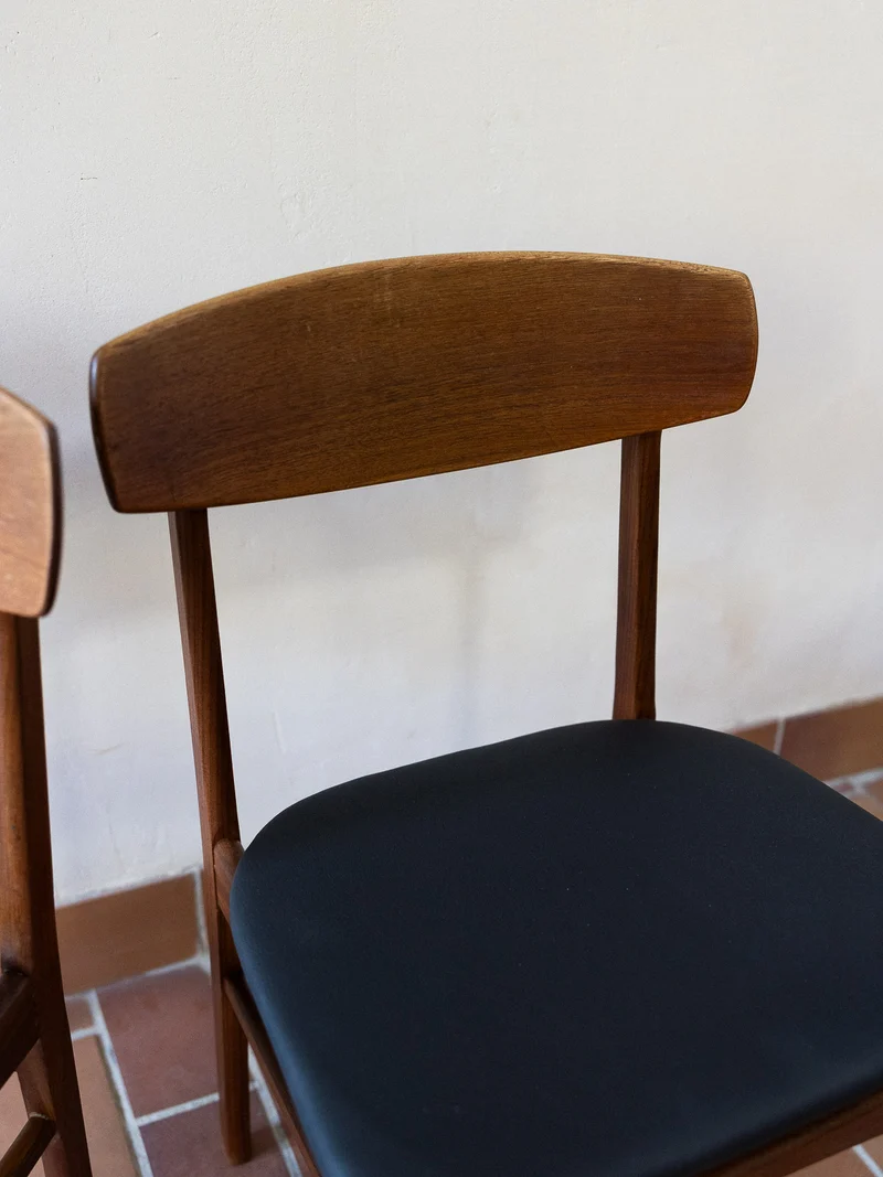 Alma, l'élégante paire de chaises N°1797