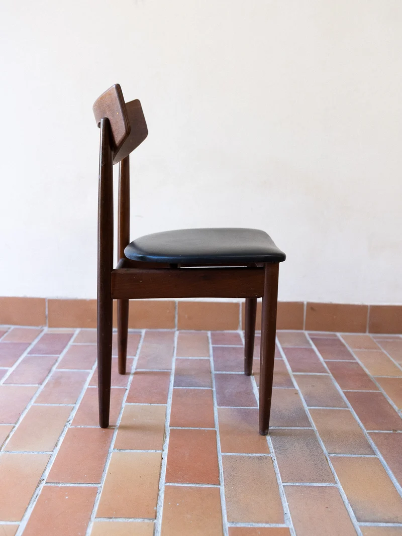 Alma, le lot de 5 sublimes chaises N°1800