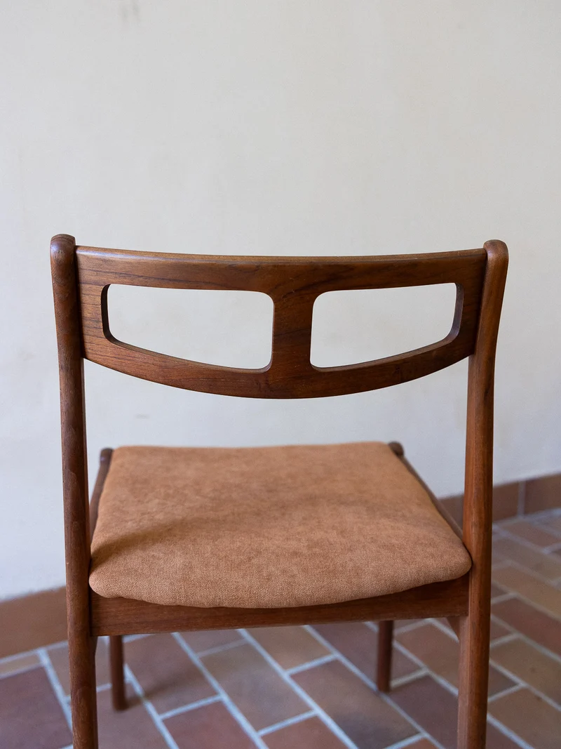Alma, la paire de chaises aux jolis dossiers N°1798