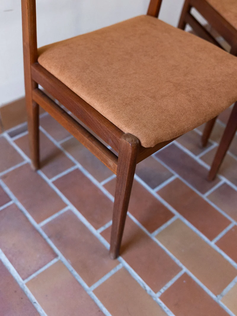 Alma, la paire de chaises aux jolis dossiers N°1798