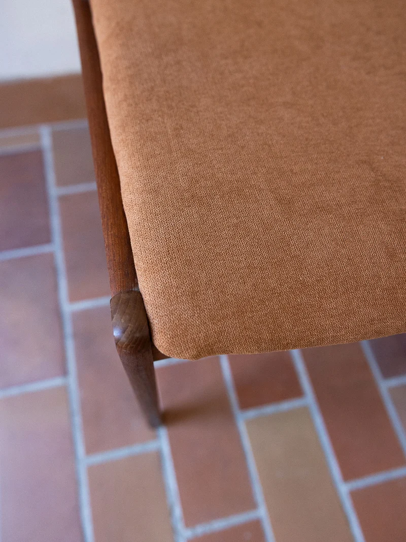 Alma, la paire de chaises aux jolis dossiers N°1798