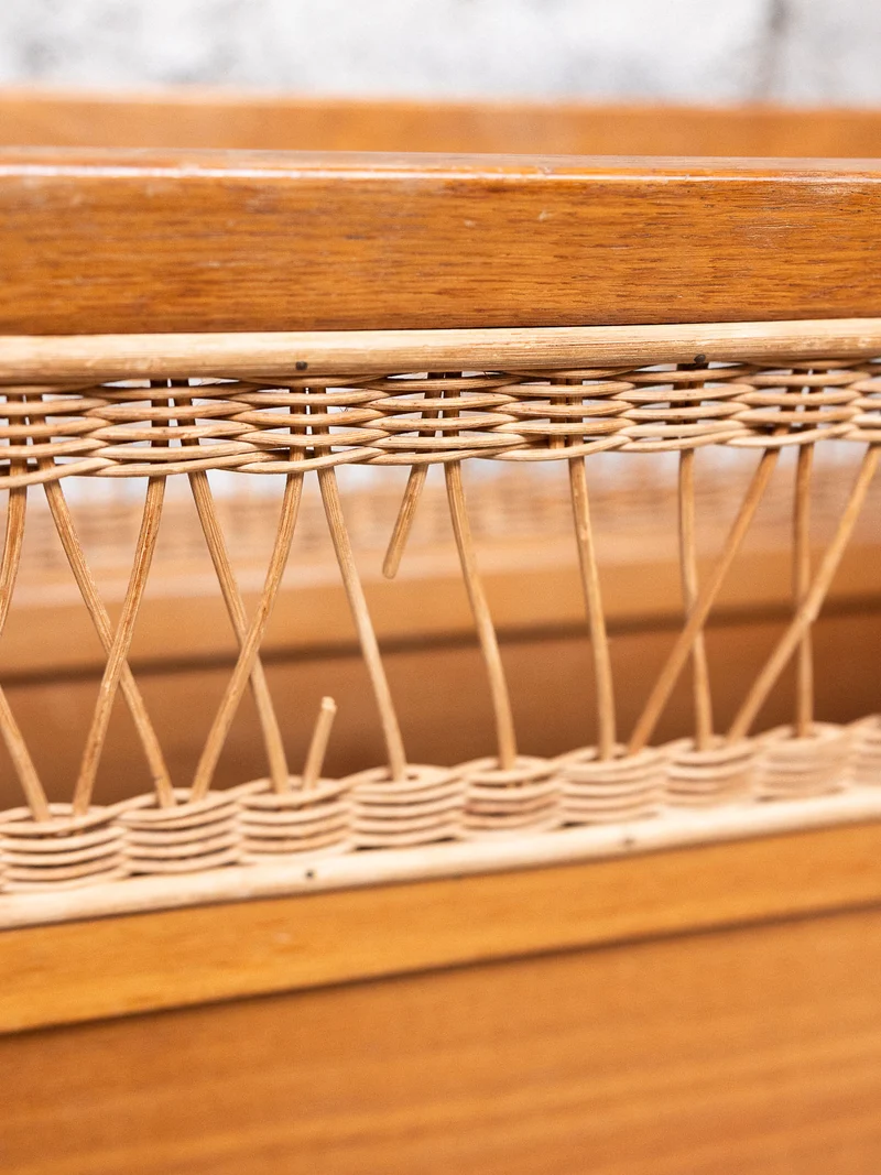 Désiré, le porte-revues en bois N°244