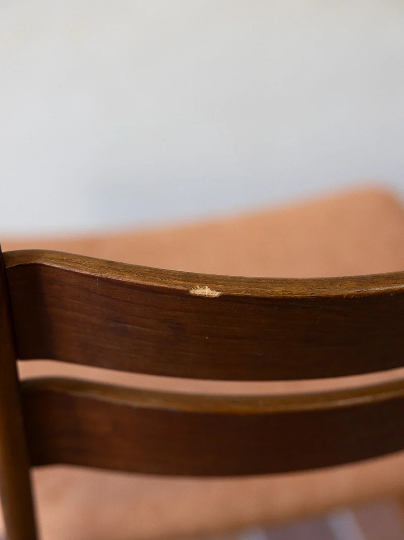 Alma, la paire de chaises au tissu corail N°1794