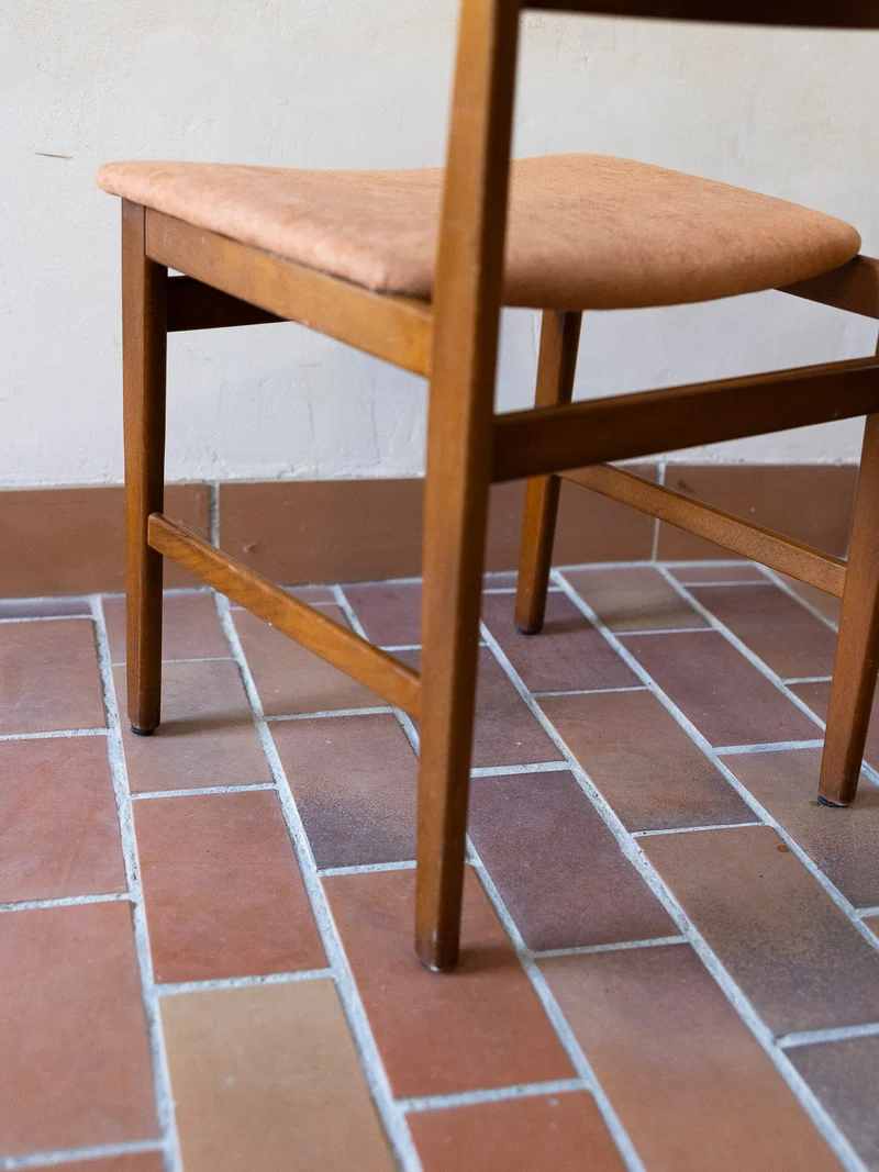 Alma, la paire de chaises au tissu corail N°1794