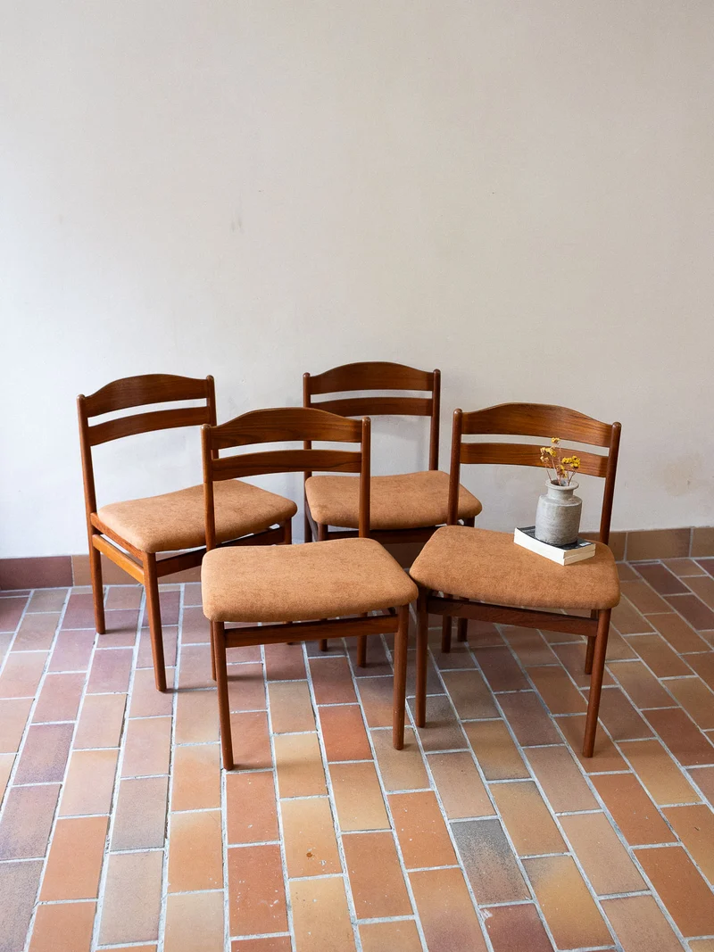 Alma, le lot de 4 chaises scandinaves N°1792