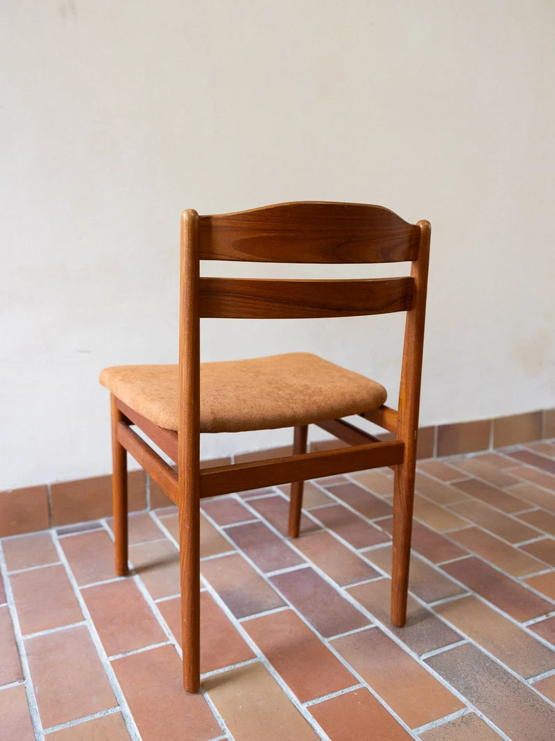 Alma, le lot de 4 chaises scandinaves N°1792