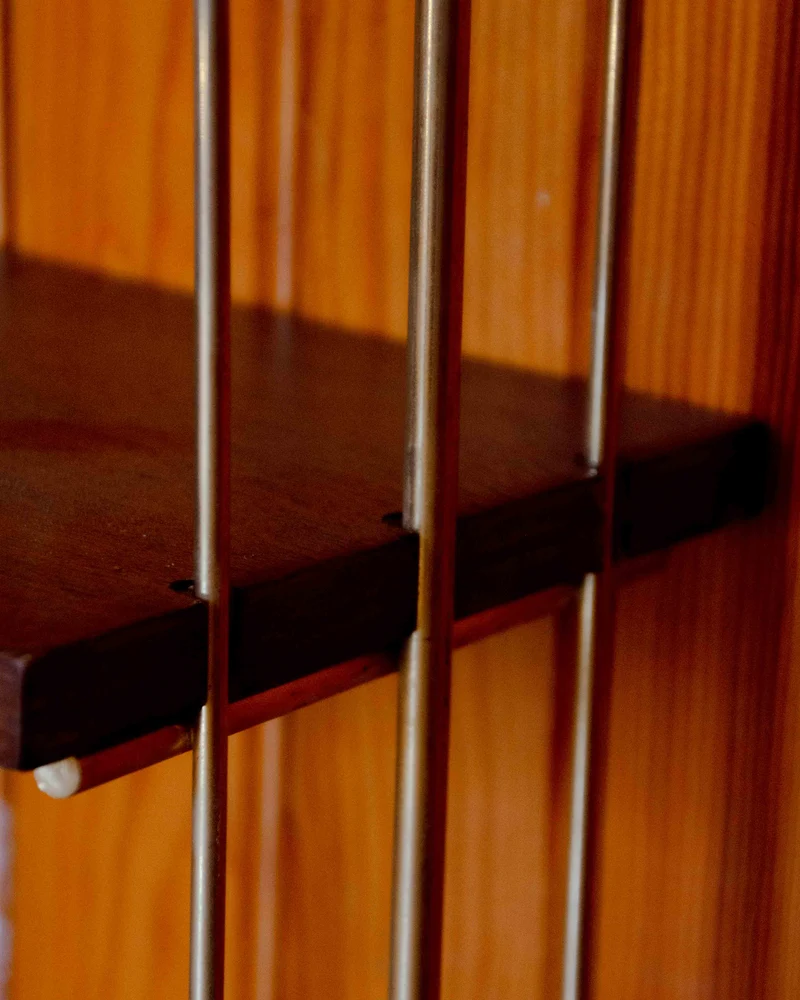 Isabelle, l'étagère murale String N°319