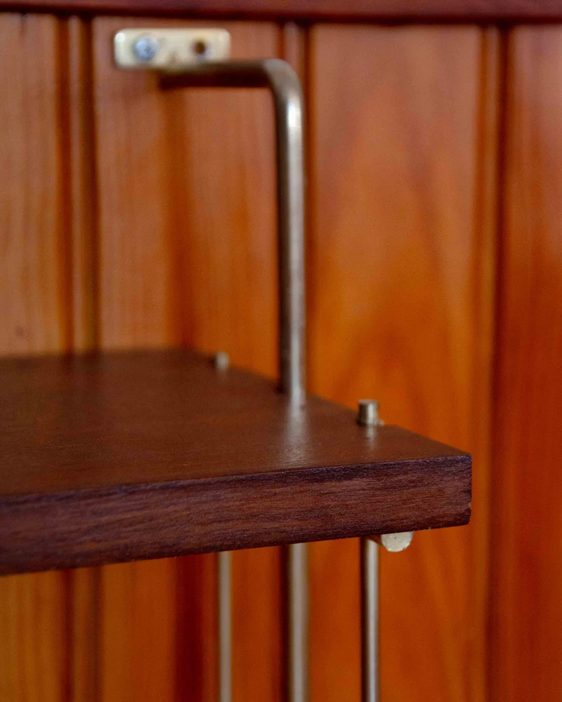 Isabelle, l'étagère murale String N°319