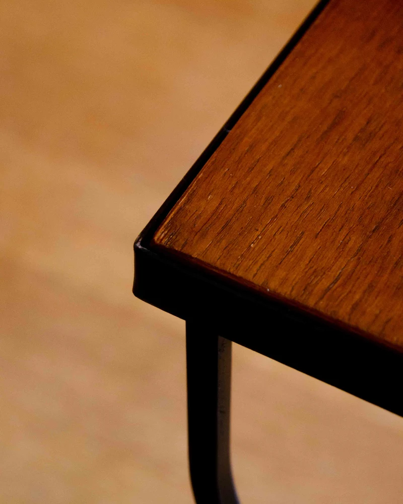 Francine, la table d'appoint en chêne N°1440