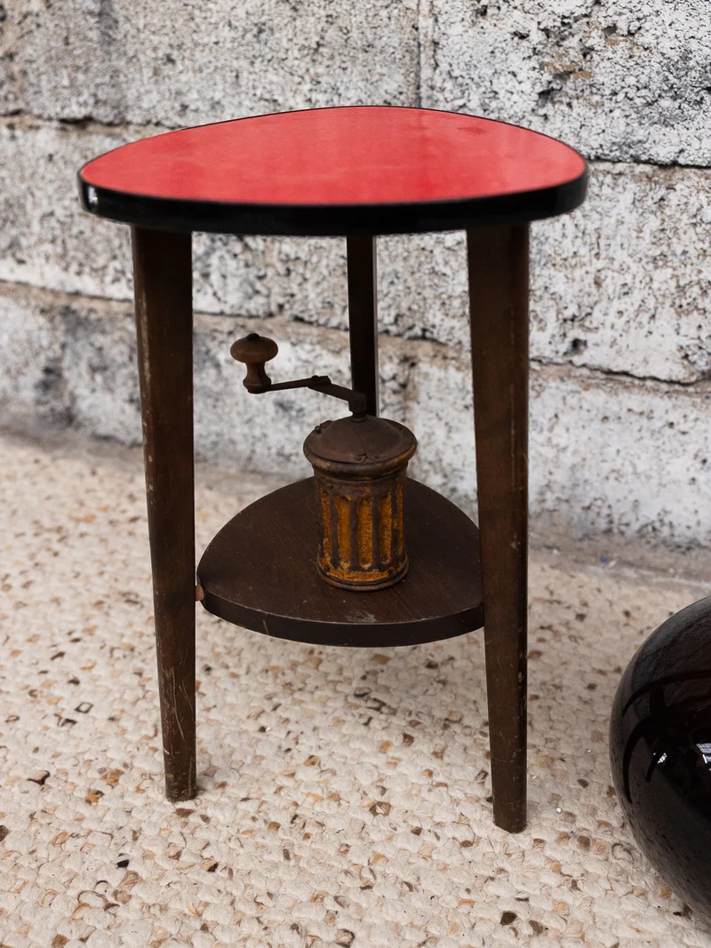 Axel, le tabouret tripode N°721