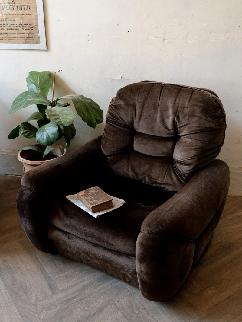Olivia, la paire de chauffeuses en velours marron N°94