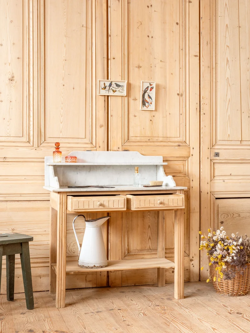 Louise, la coiffeuse en bois et marbre N°331