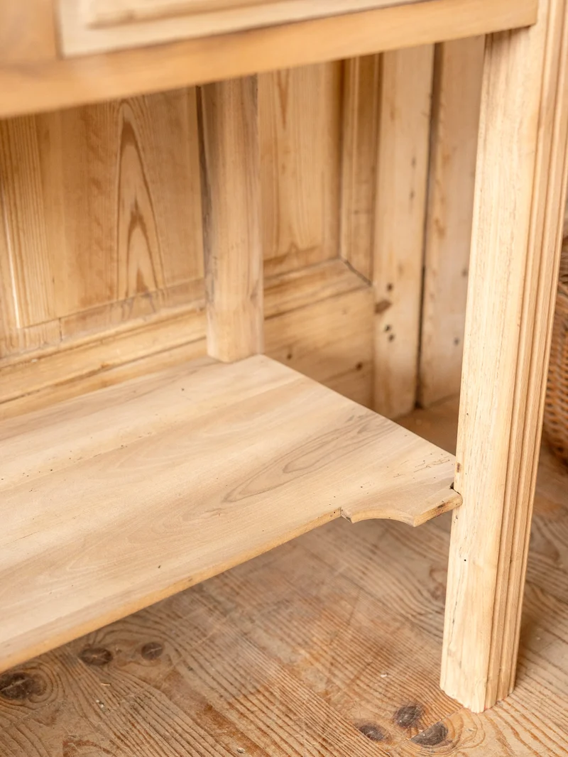 Louise, la coiffeuse en bois et marbre N°331