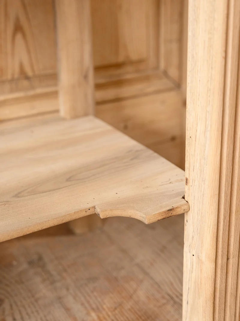 Louise, la coiffeuse en bois et marbre N°331