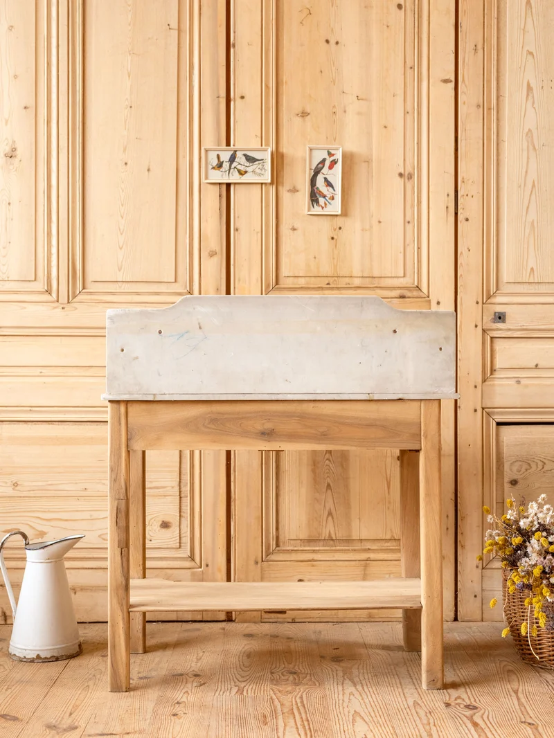 Louise, la coiffeuse en bois et marbre N°331