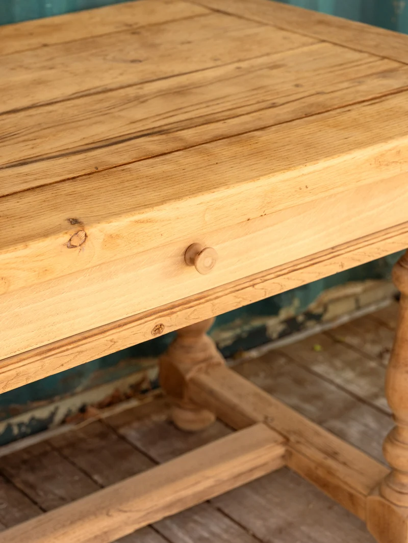 Romy, la grande table à manger en bois N°1462