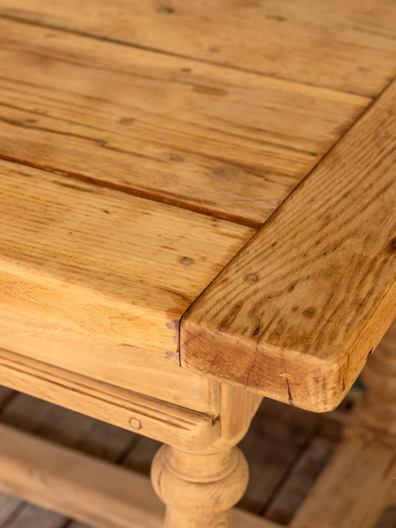 Romy, la grande table à manger en bois N°1462