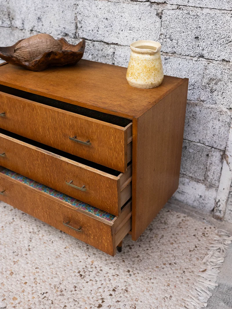 Olga, l'élégante commode N°1051