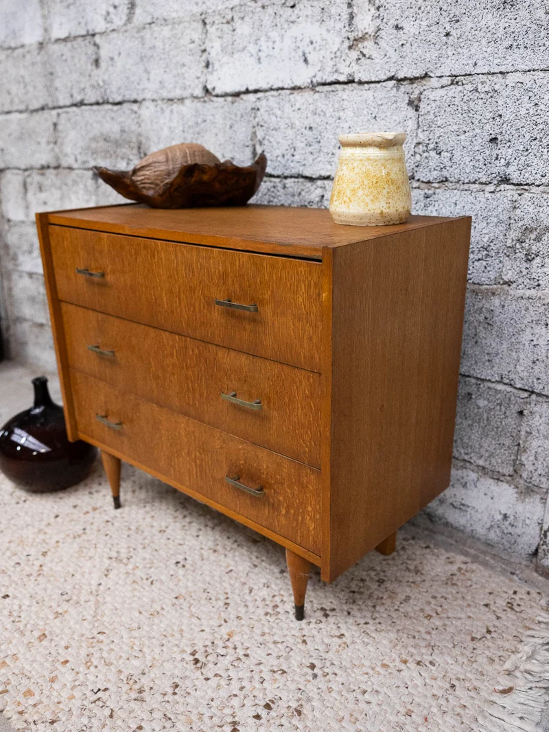 Olga, l'élégante commode N°1051