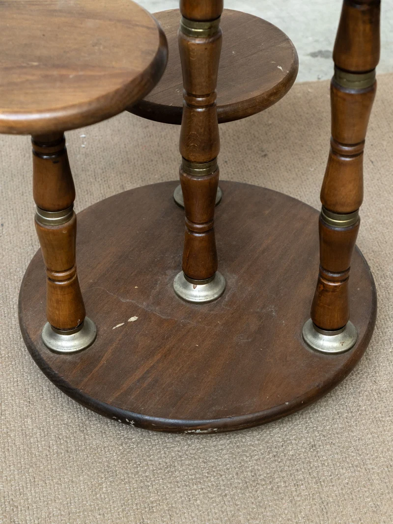 Ariel, le porte-plante ancien en bois et laiton N°526