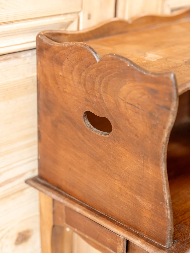Odile, la table de chevet en bois N°1495