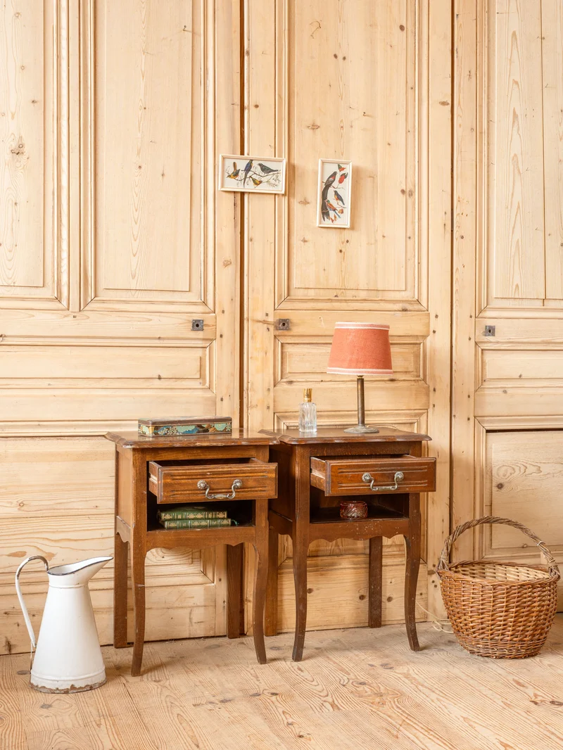 Odile, la paire de tables de chevet en bois N°1494