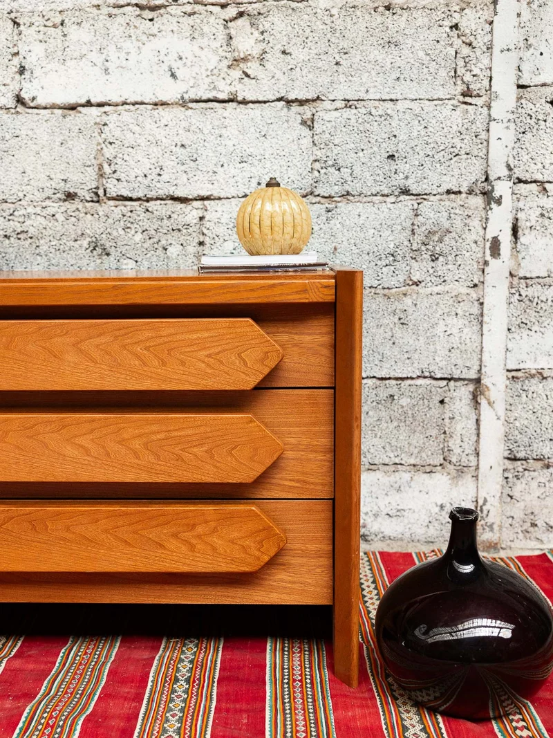Olga, la commode en bois massif N°710