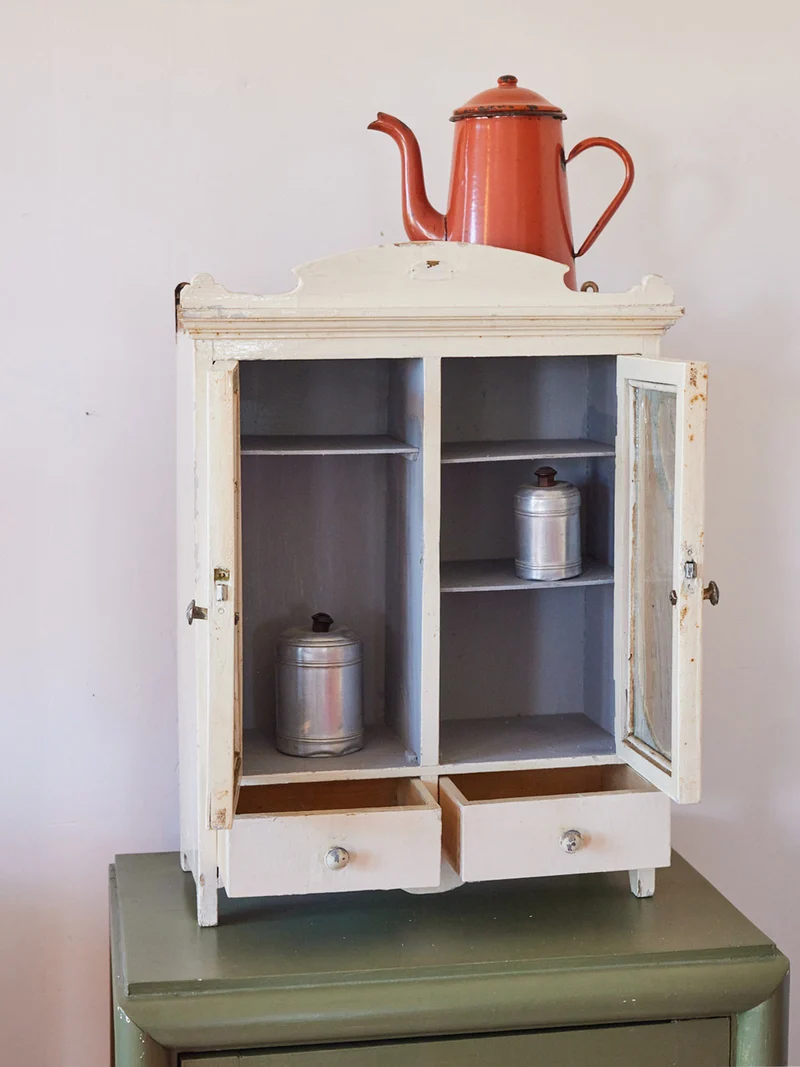 Guy, l'armoire à pharmacie vintage N°45