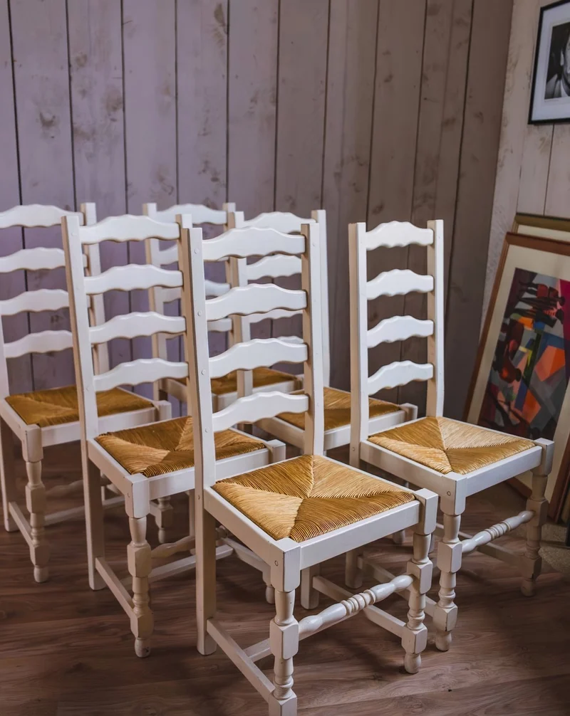 Alma, le lot de 6 chaises en bois patiné N°1321