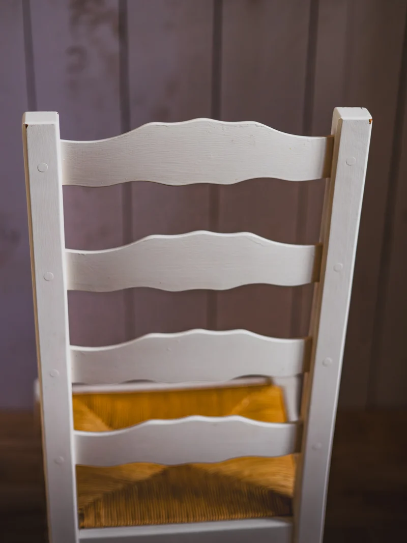 Alma, le lot de 6 chaises en bois patiné N°1321