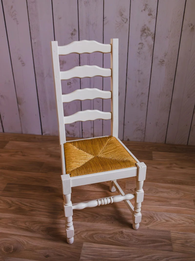 Alma, le lot de 6 chaises en bois patiné N°1321