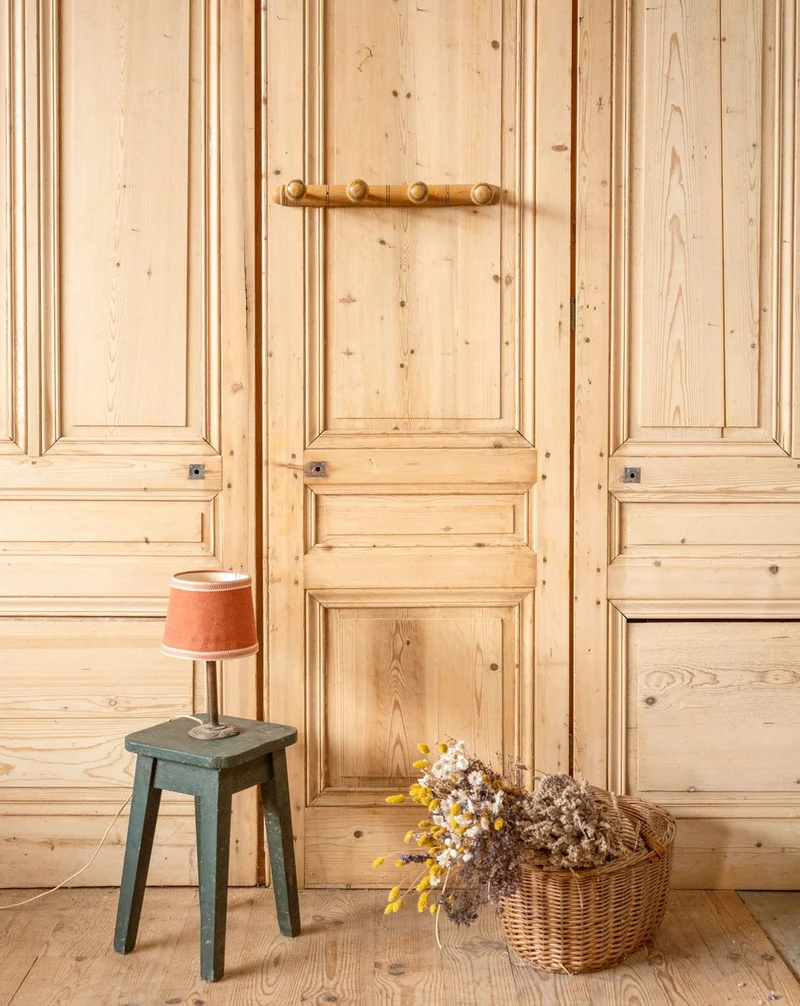 Max, le petit porte-manteau mural en bois N°415