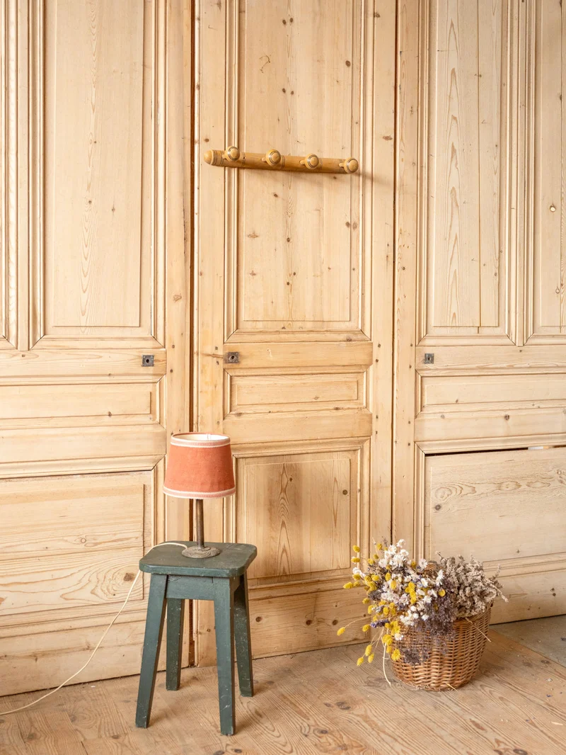 Max, le petit porte-manteau mural en bois N°415