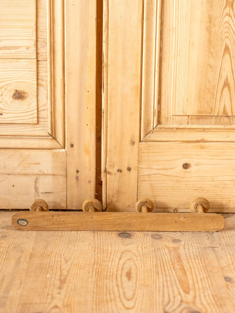 Max, le petit porte-manteau mural en bois N°415