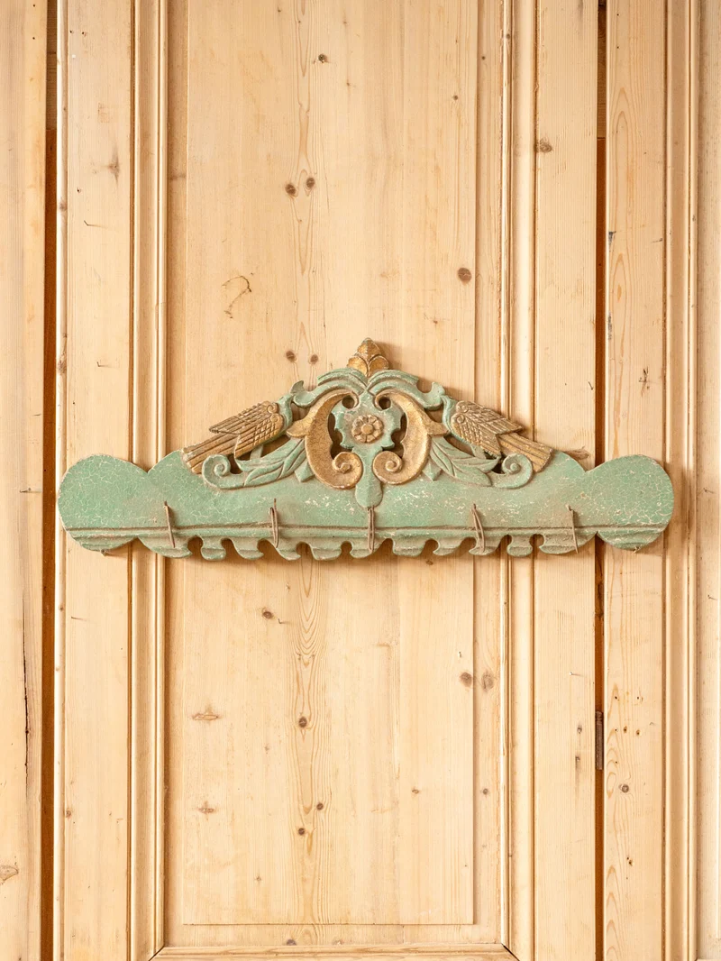Max, le porte-manteau en bois vert menthe N°417