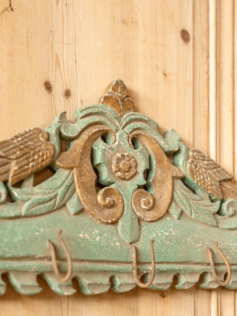 Max, le porte-manteau en bois vert menthe N°417