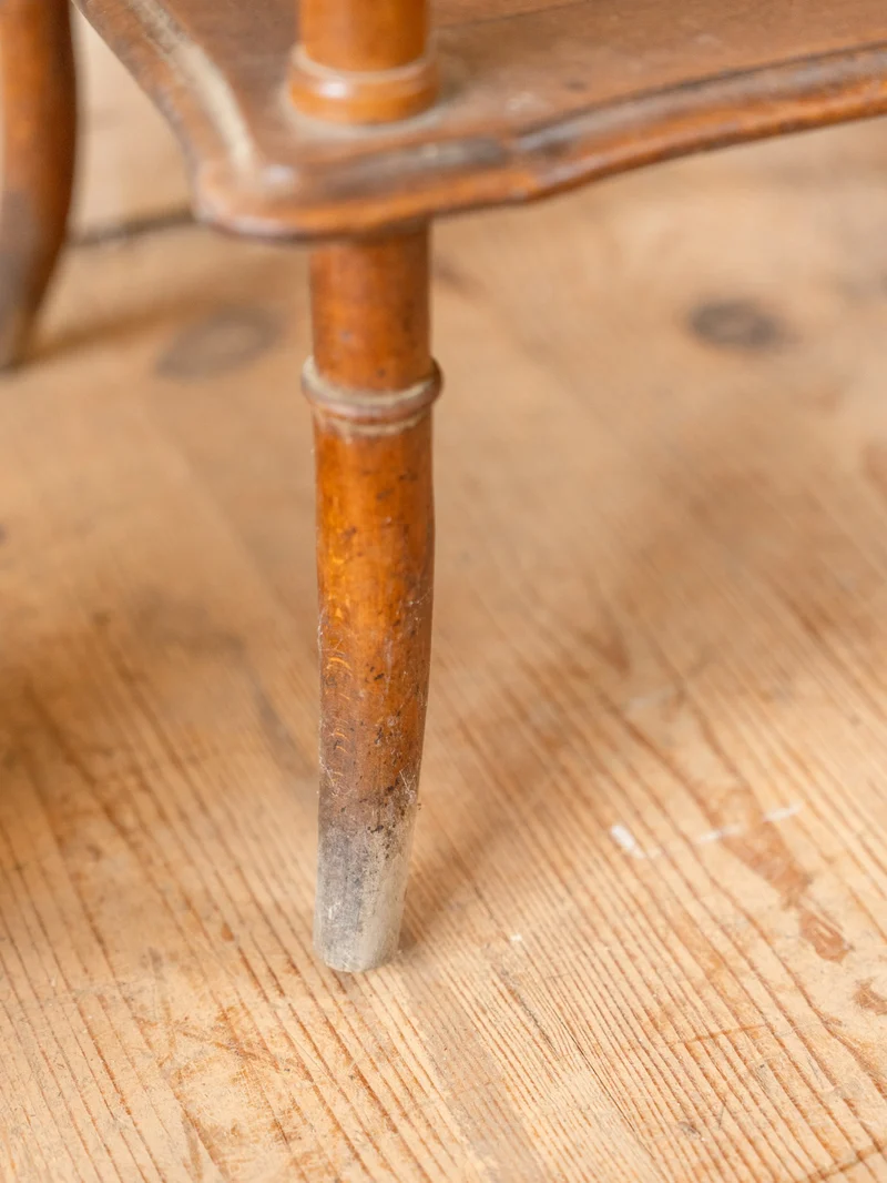 Louise, la coiffeuse en bois N°330