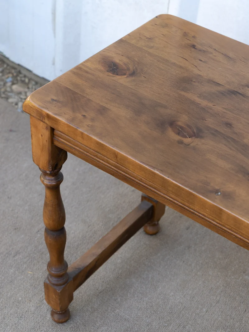 Francine, la petite table basse d'appoint en bois N°1439