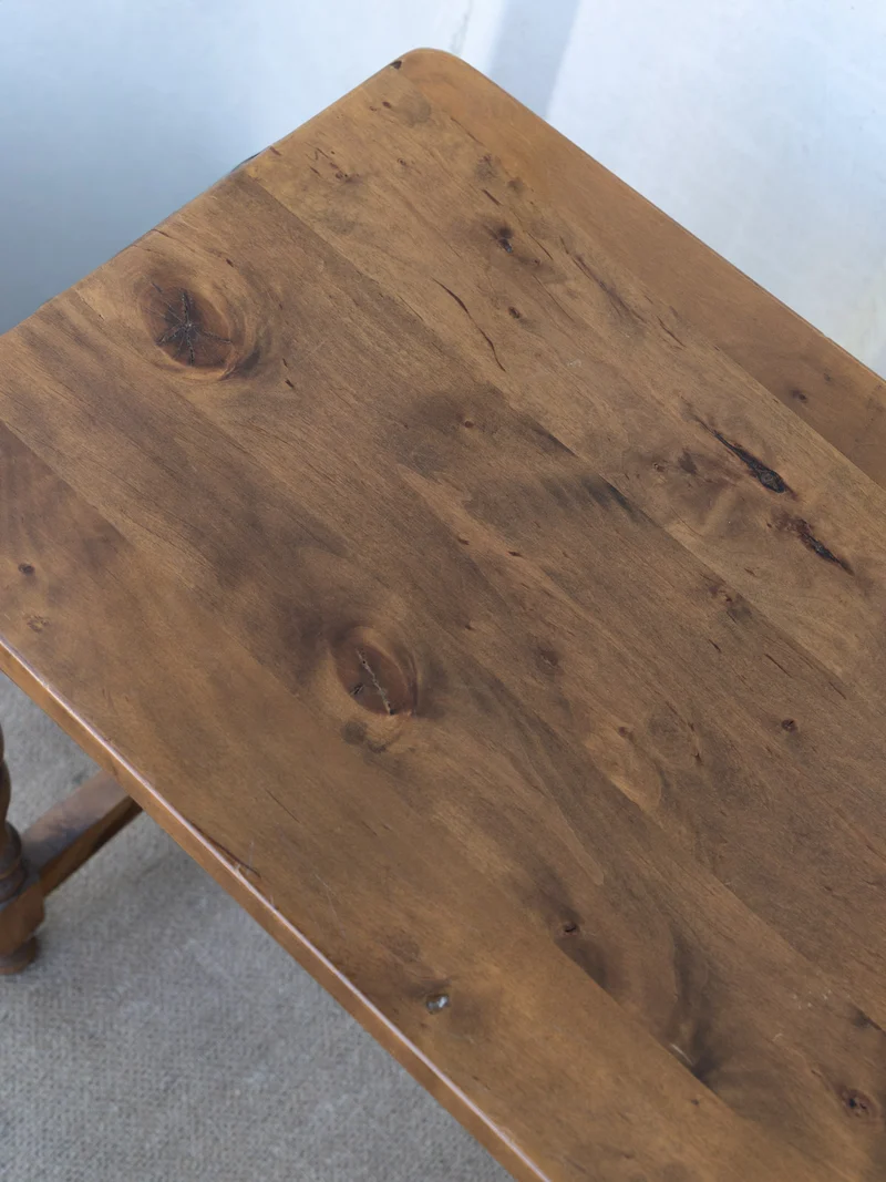 Francine, la petite table basse d'appoint en bois N°1439