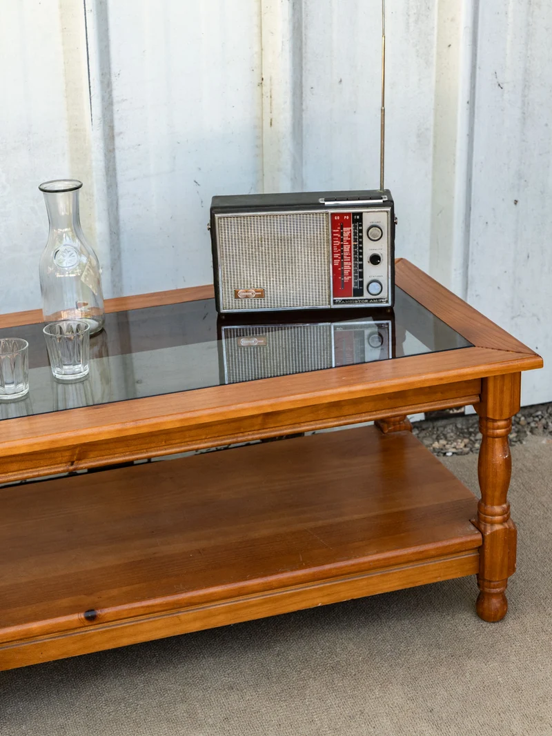 Léonie, la table basse en verre et bois N°1109
