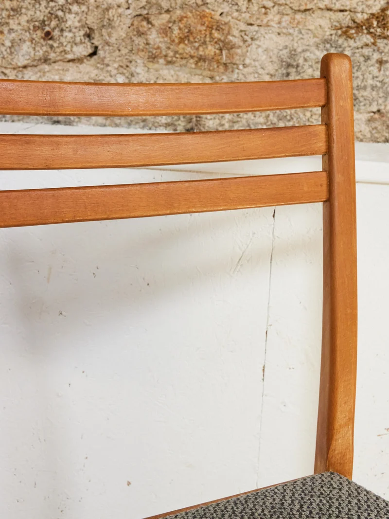 Alma, la chaise scandinave en bois N°1667