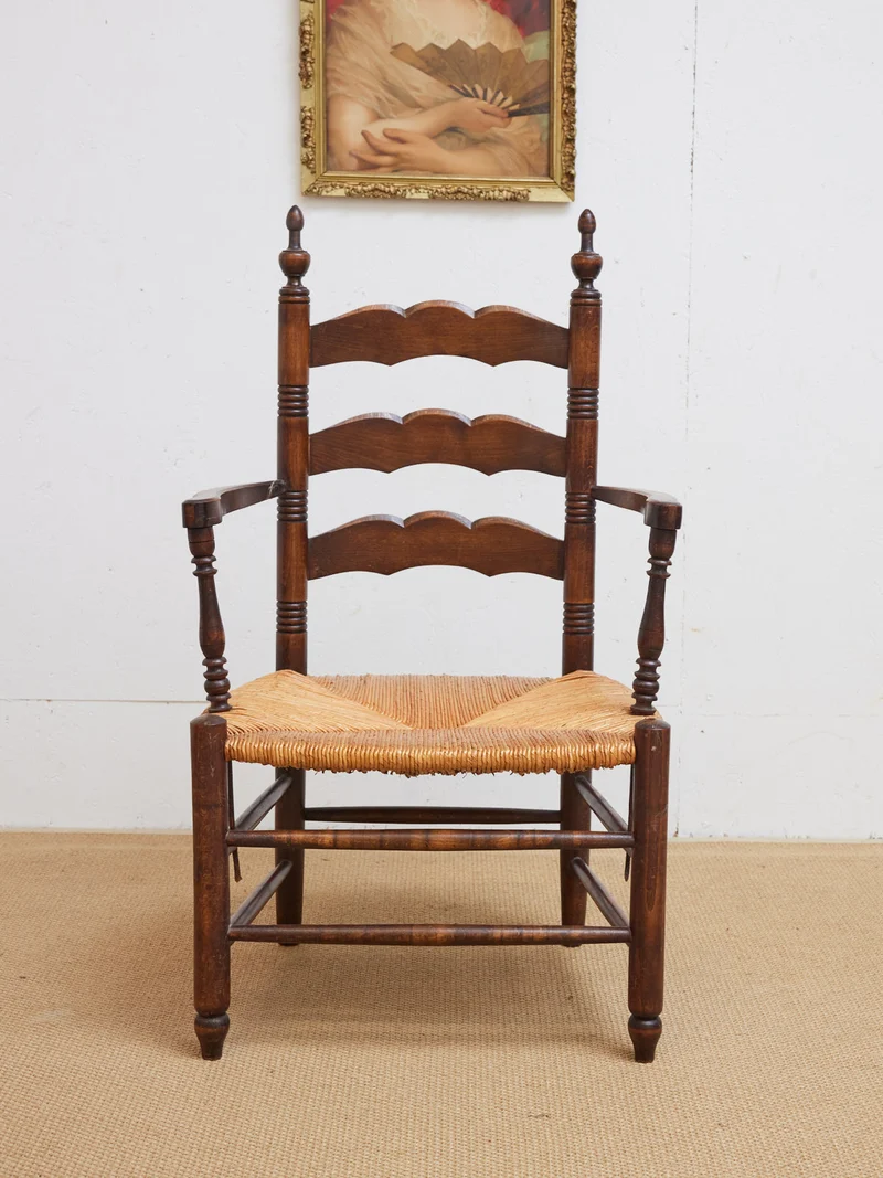 Ernest, le fauteuil en paille N°1496