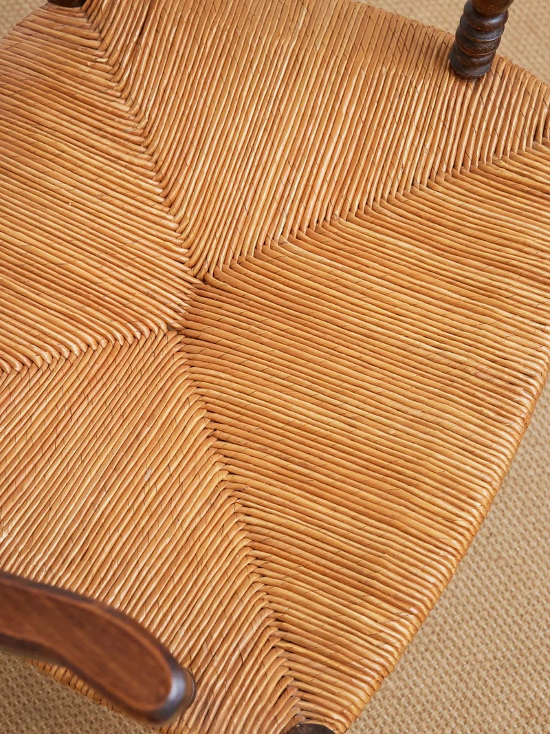 Ernest, le fauteuil en paille N°1496